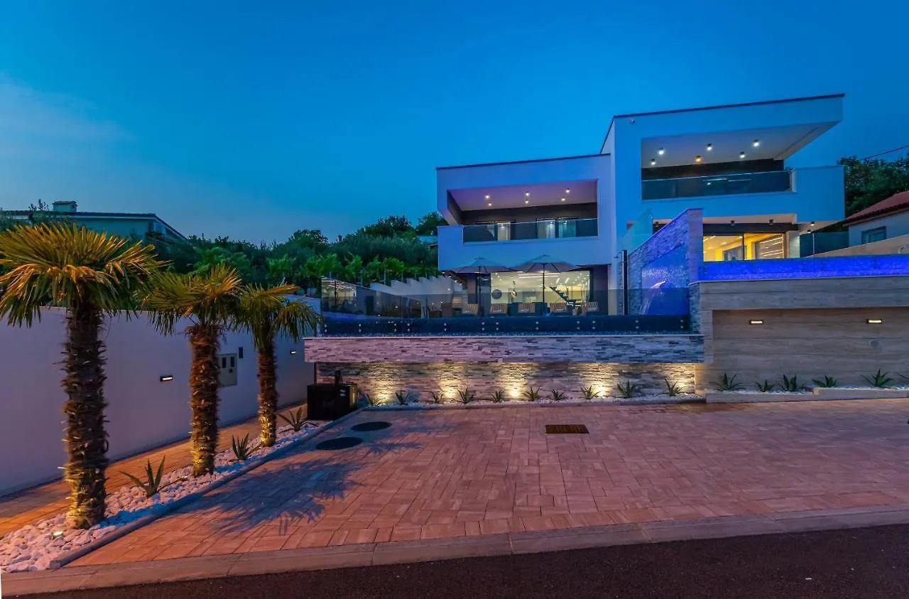 Lorena Crikvenica Villa